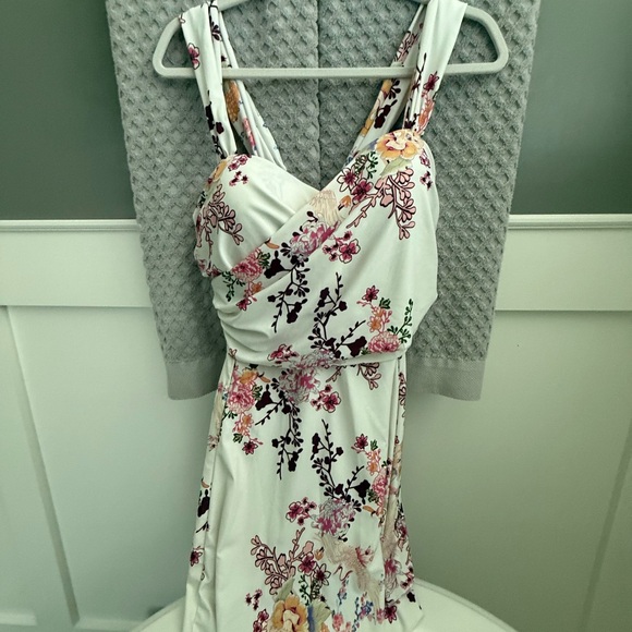 Floral Cross-Back One-Piece Swim Dress - Picture 1 of 4